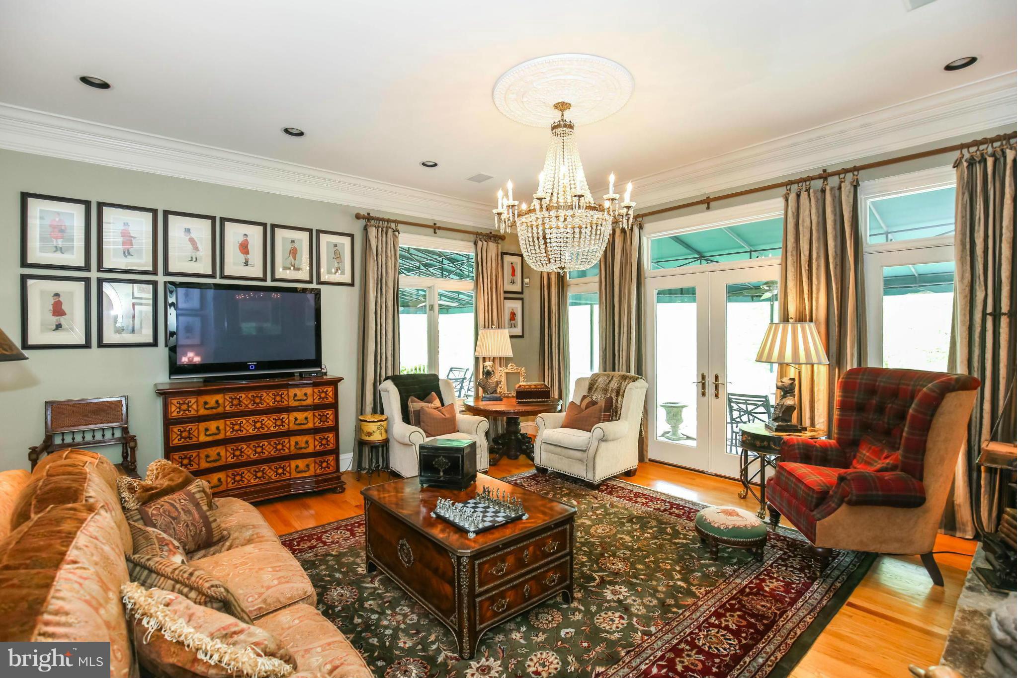 POTOMAC FALLS - Residential