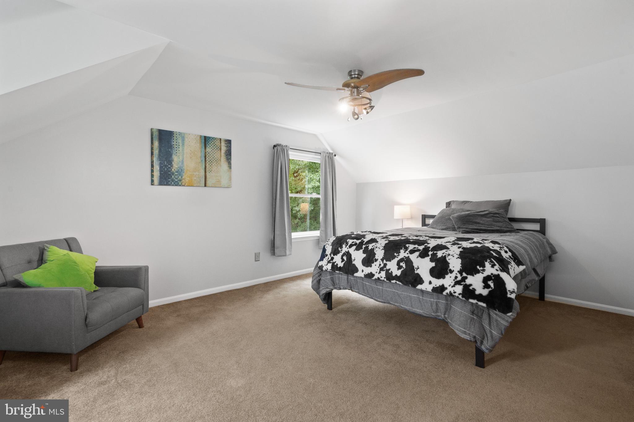 MONTCLAIR - Residential