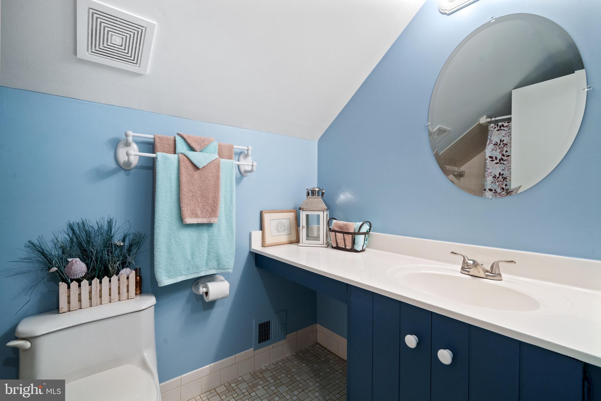 MONTCLAIR - Residential