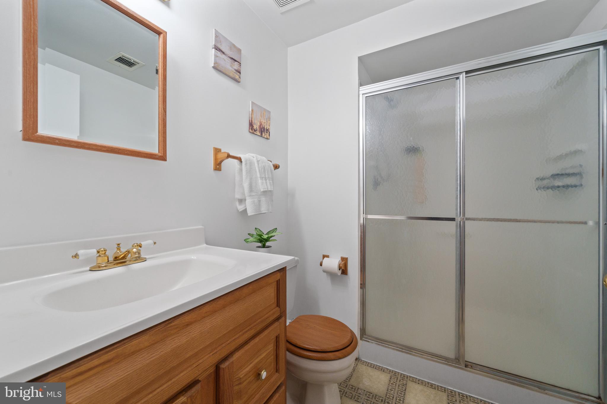 MONTCLAIR - Residential