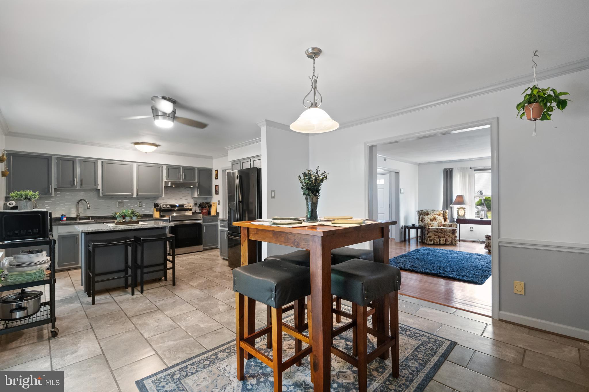 MONTCLAIR - Residential