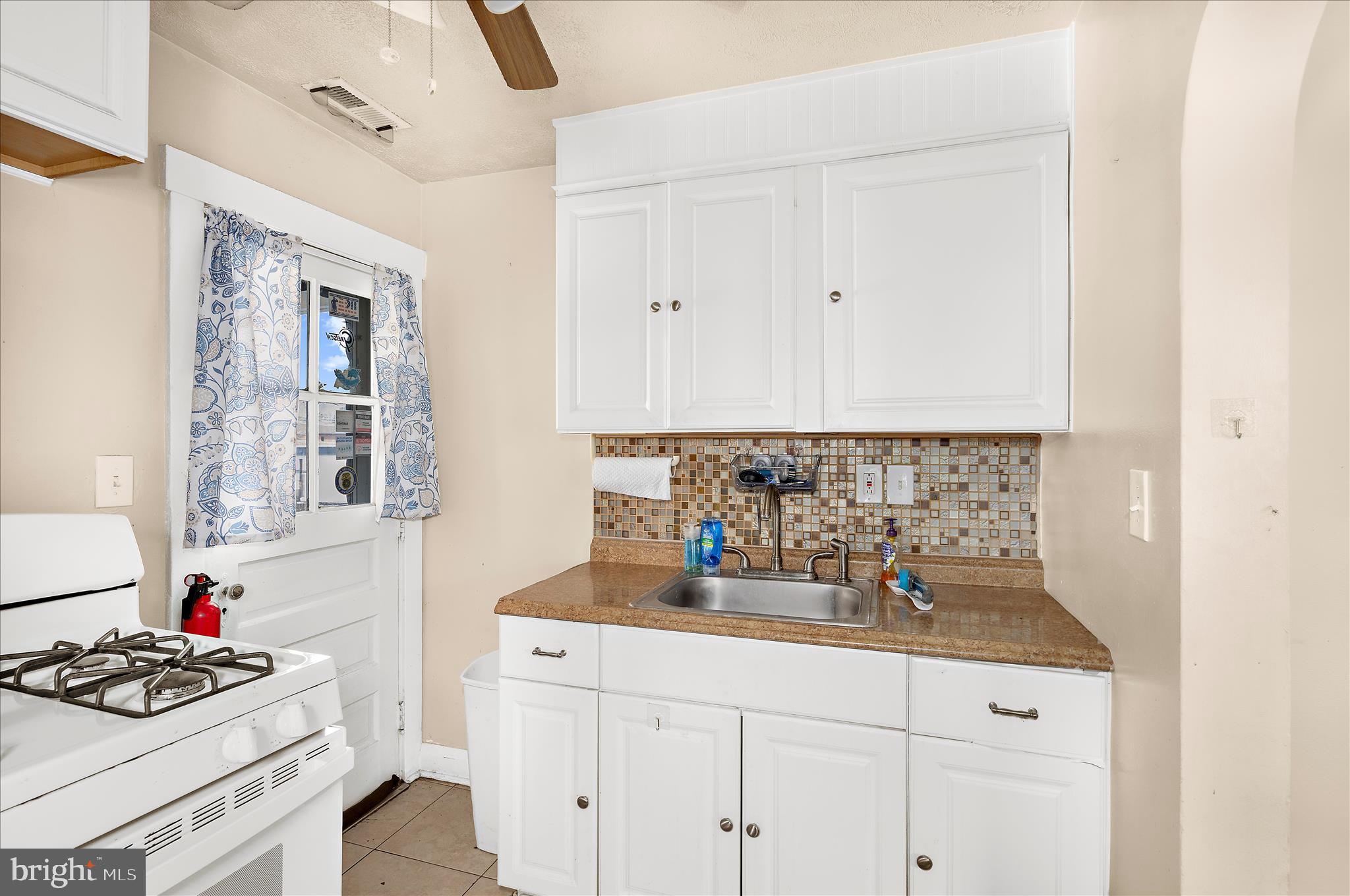 ARBUTUS TERRACE - Residential Income