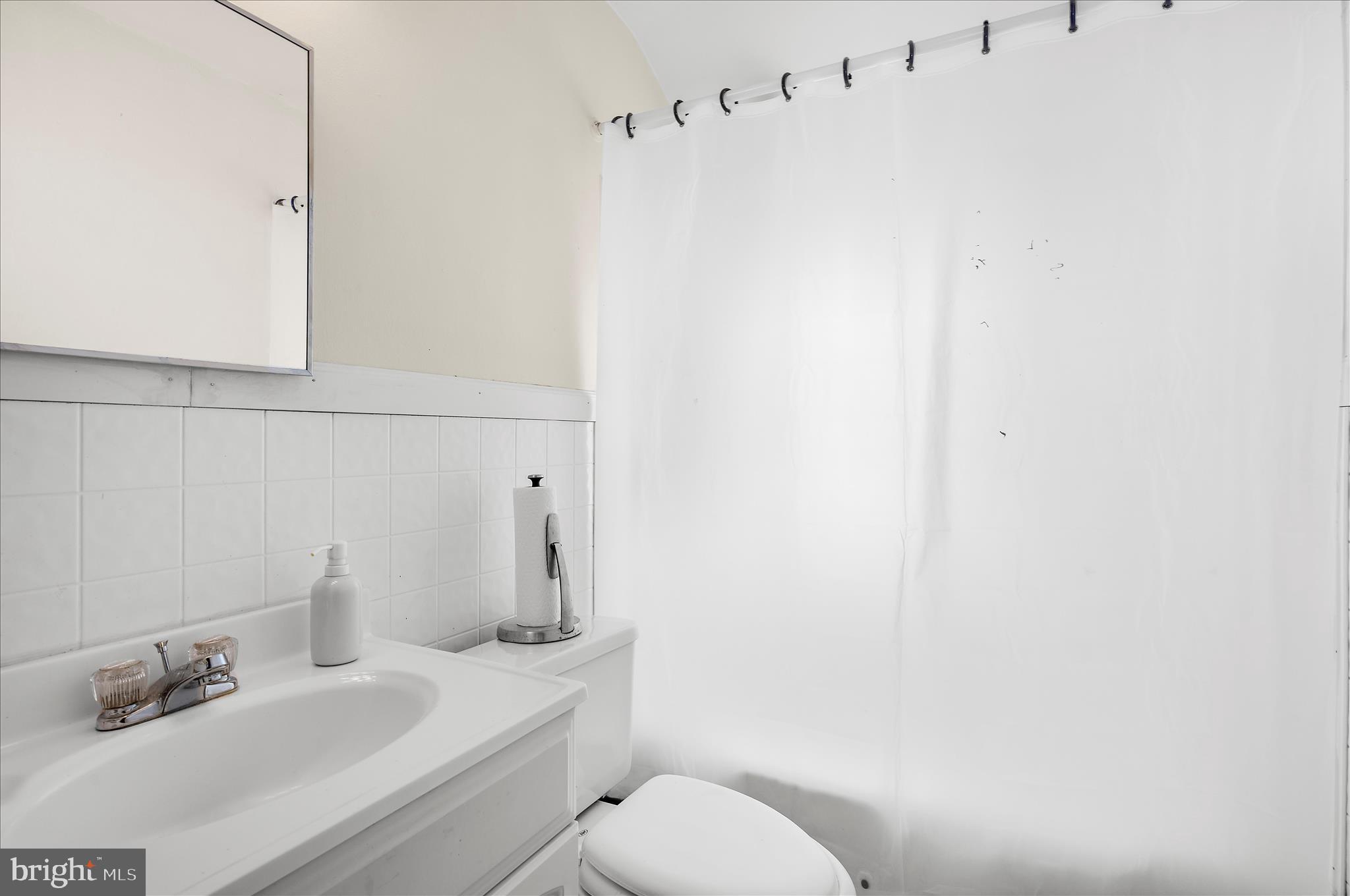 ARBUTUS TERRACE - Residential Income