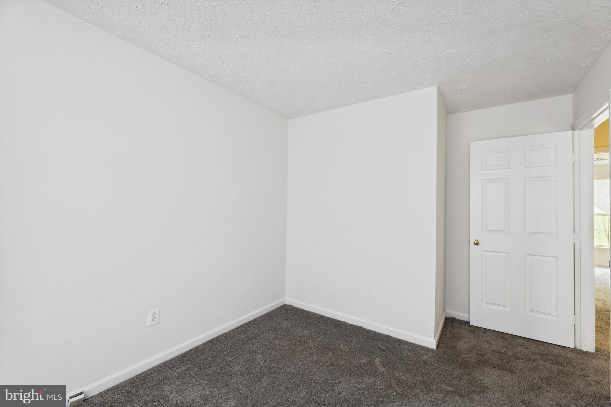 HILLCREST TOWNE - Residential