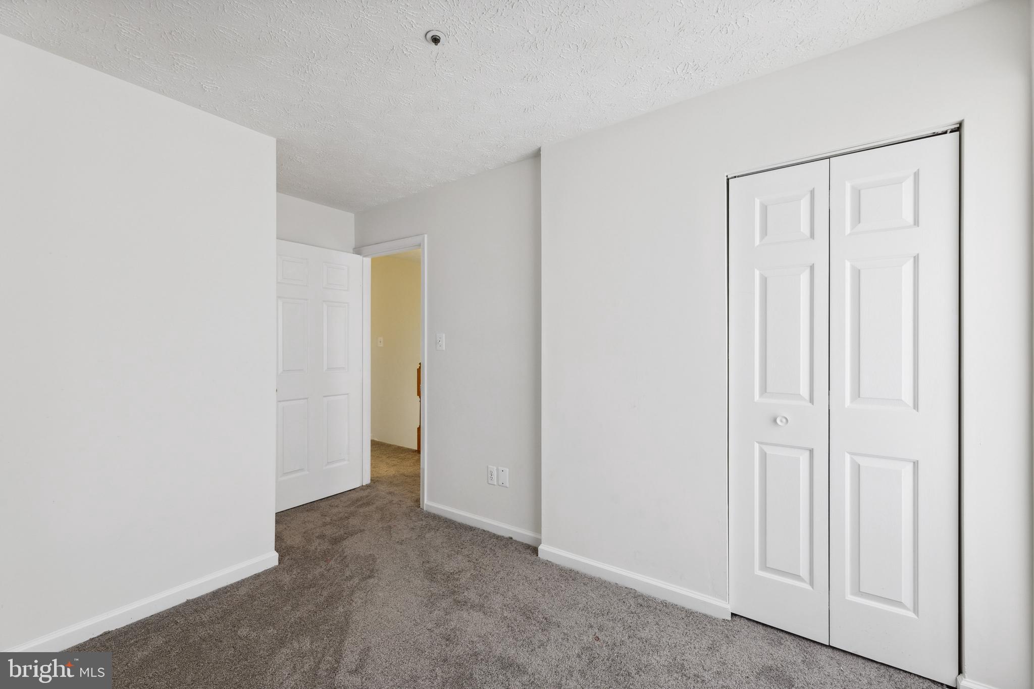 HILLCREST TOWNE - Residential