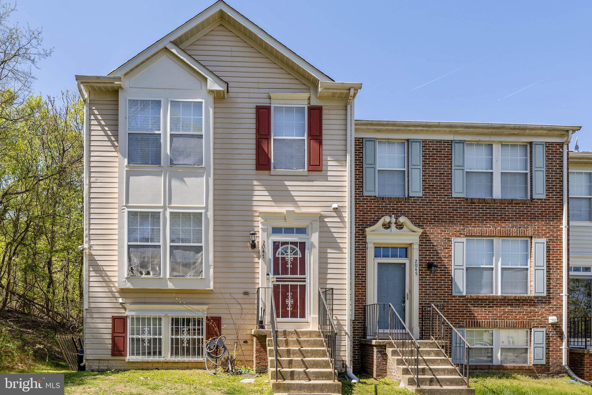 HILLCREST TOWNE - Residential