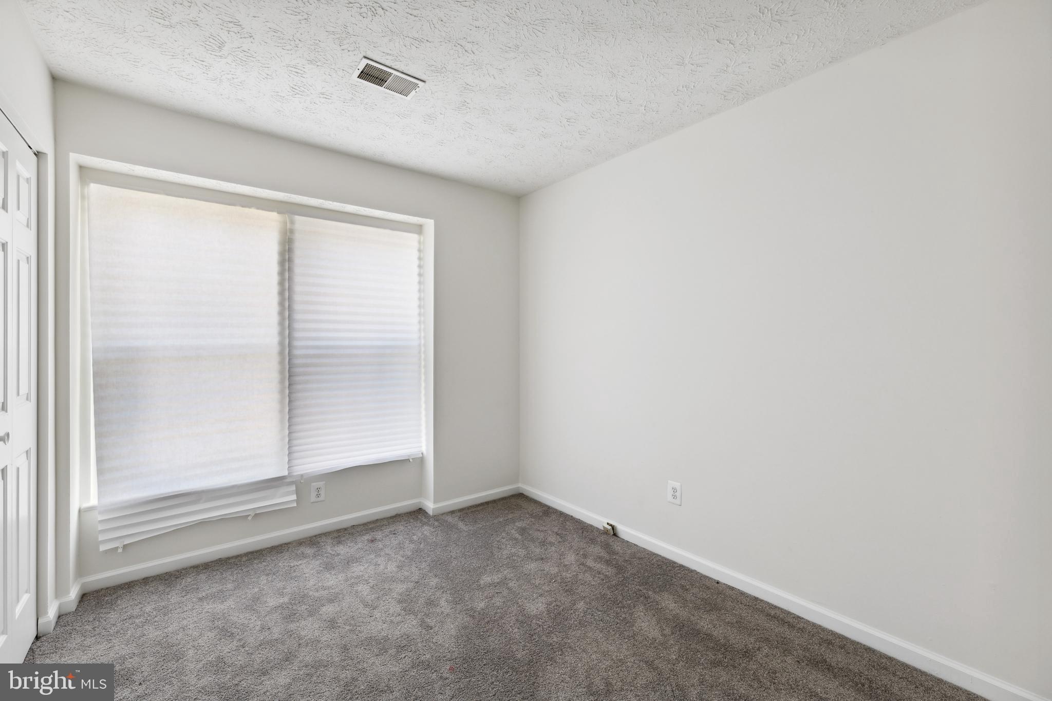 HILLCREST TOWNE - Residential