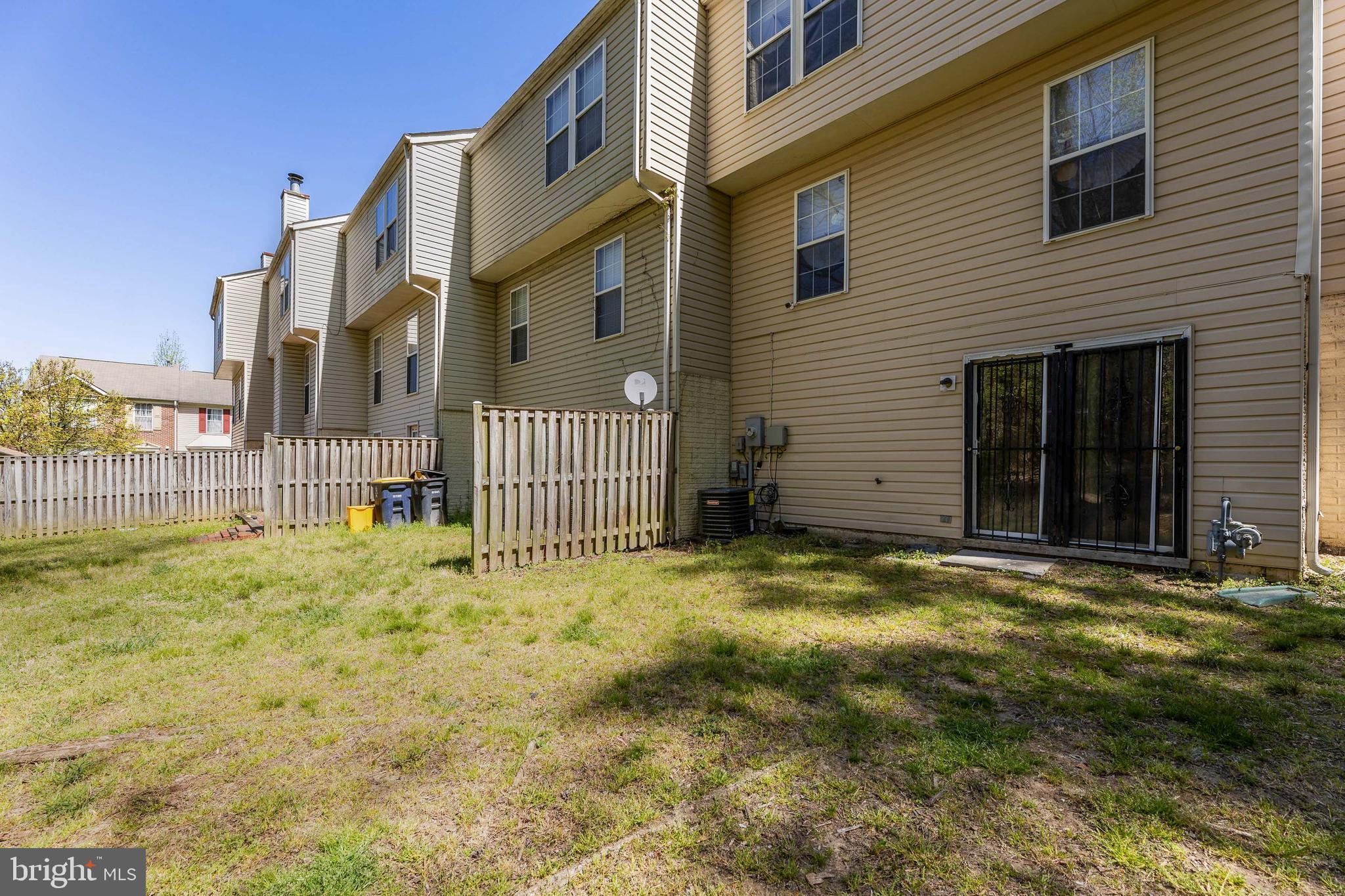 HILLCREST TOWNE - Residential