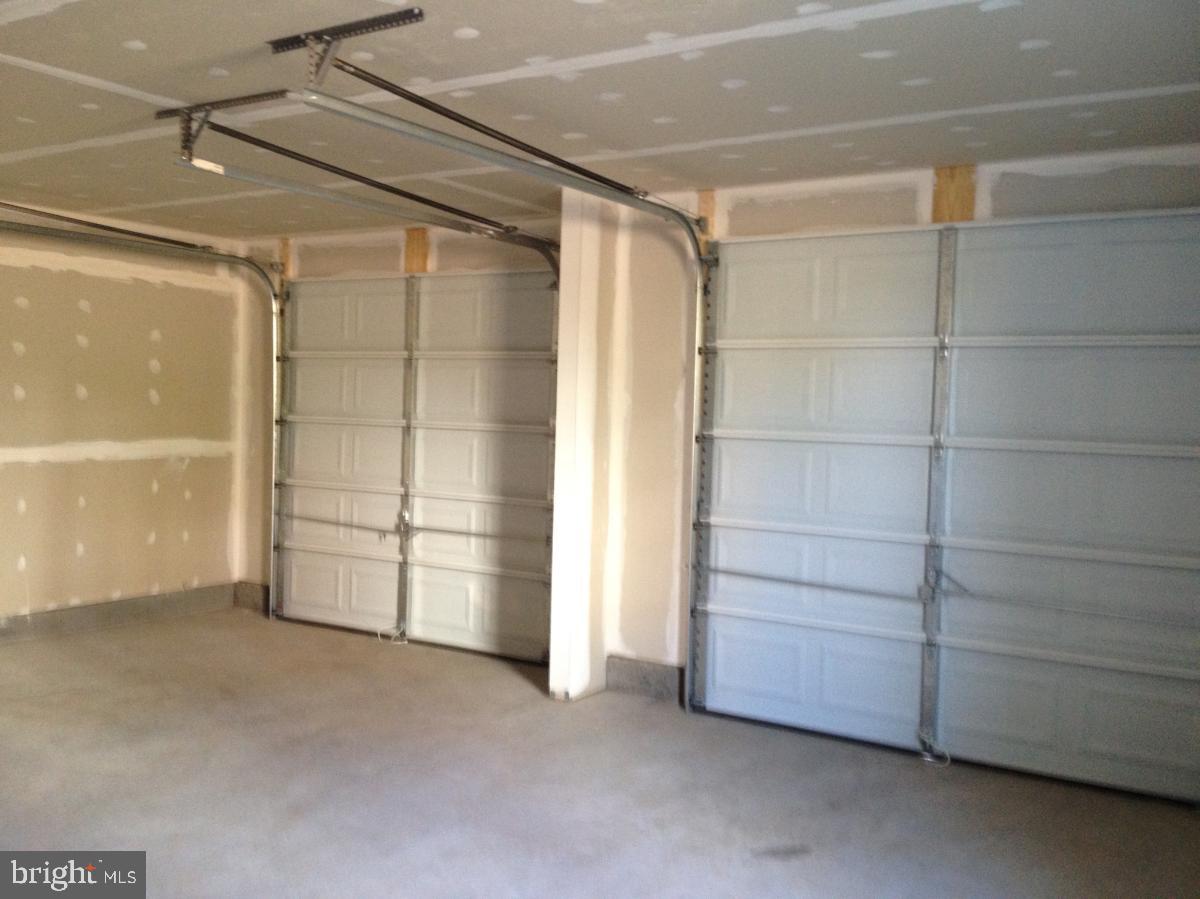 BRAMBLETON - Residential Lease