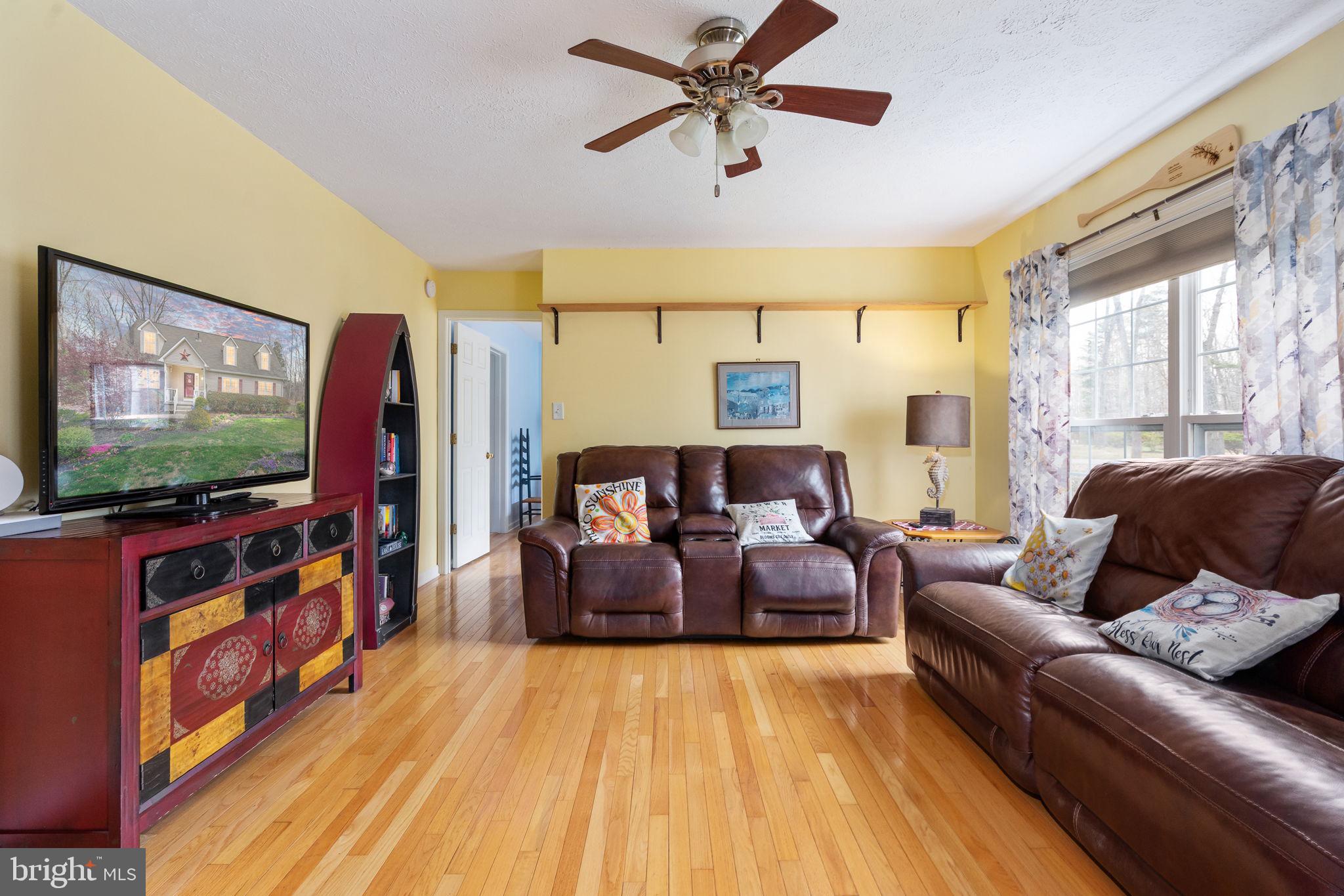PINE HARBOUR - Residential