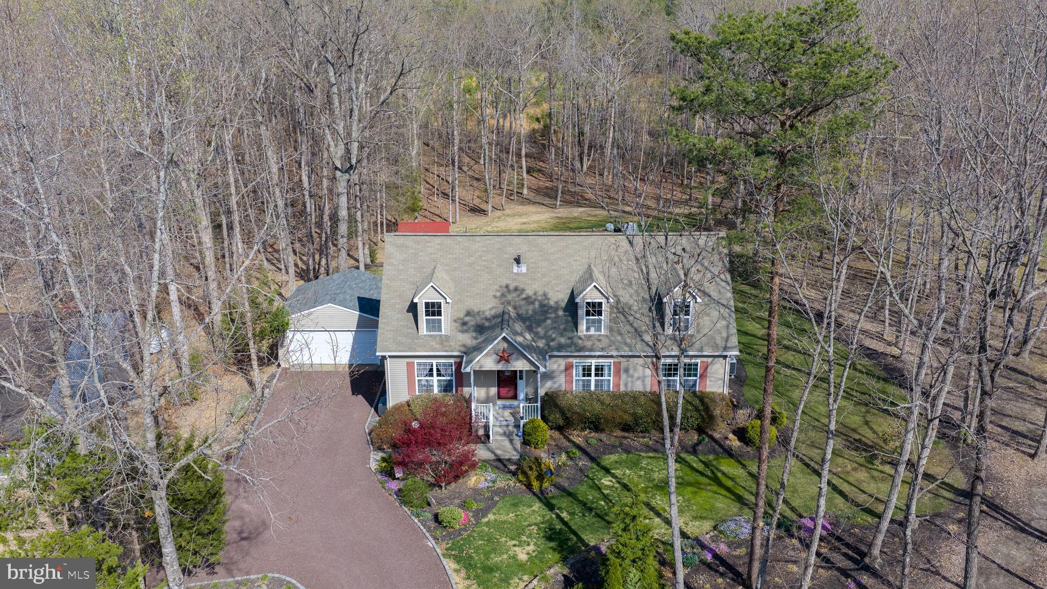 PINE HARBOUR - Residential