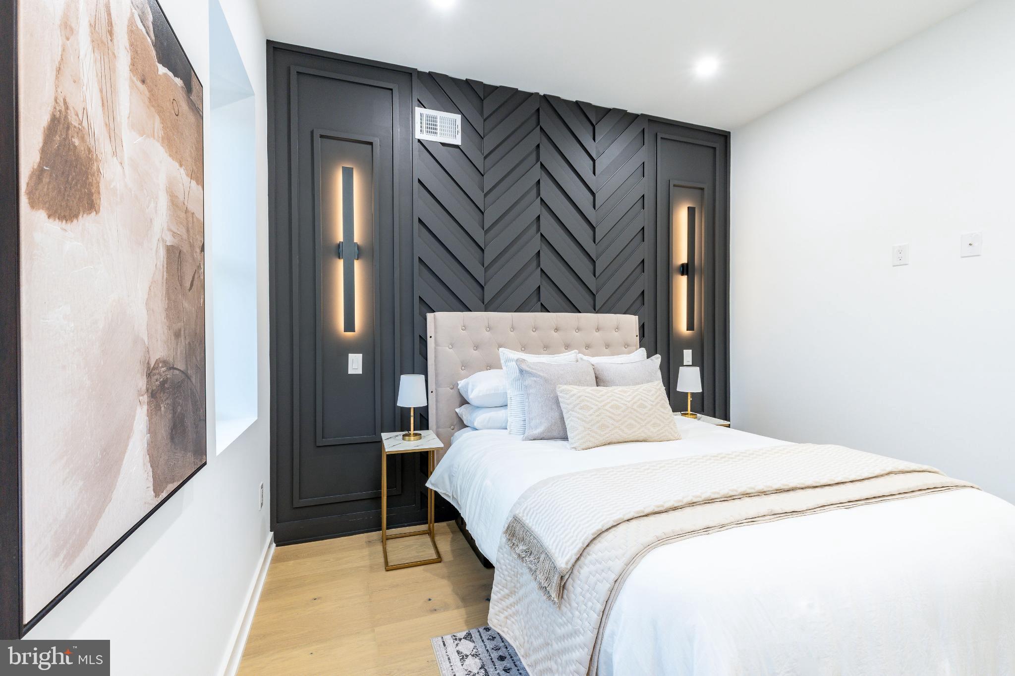 PORT RICHMOND - Residential