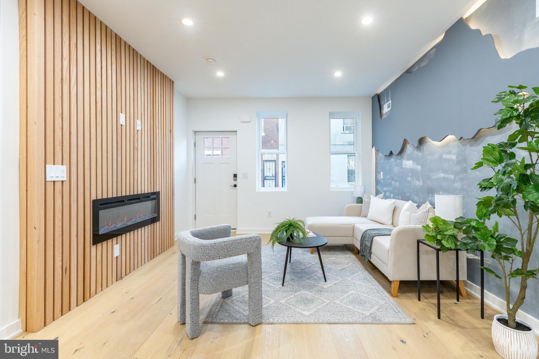 PORT RICHMOND - Residential