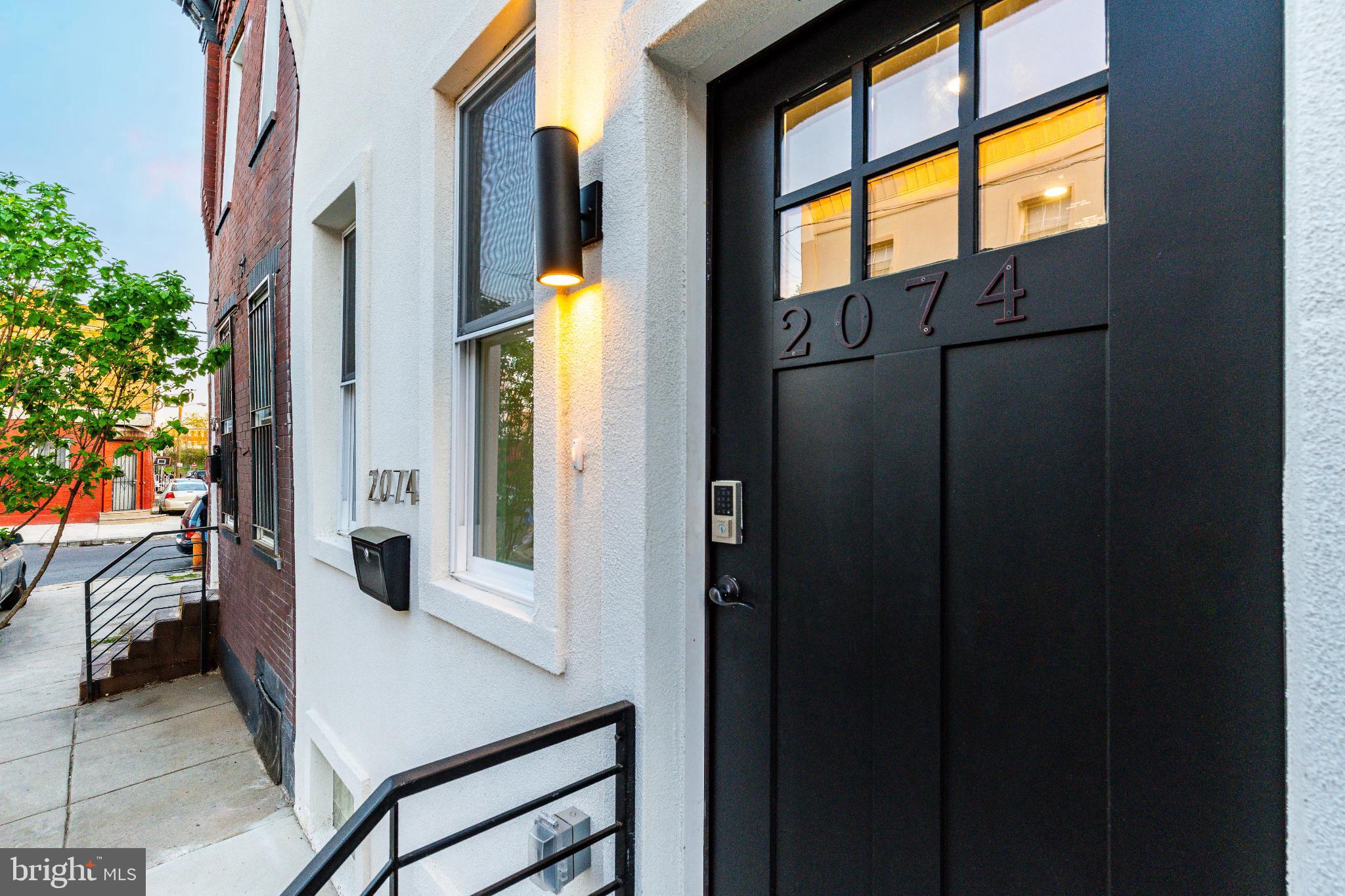 PORT RICHMOND - Residential