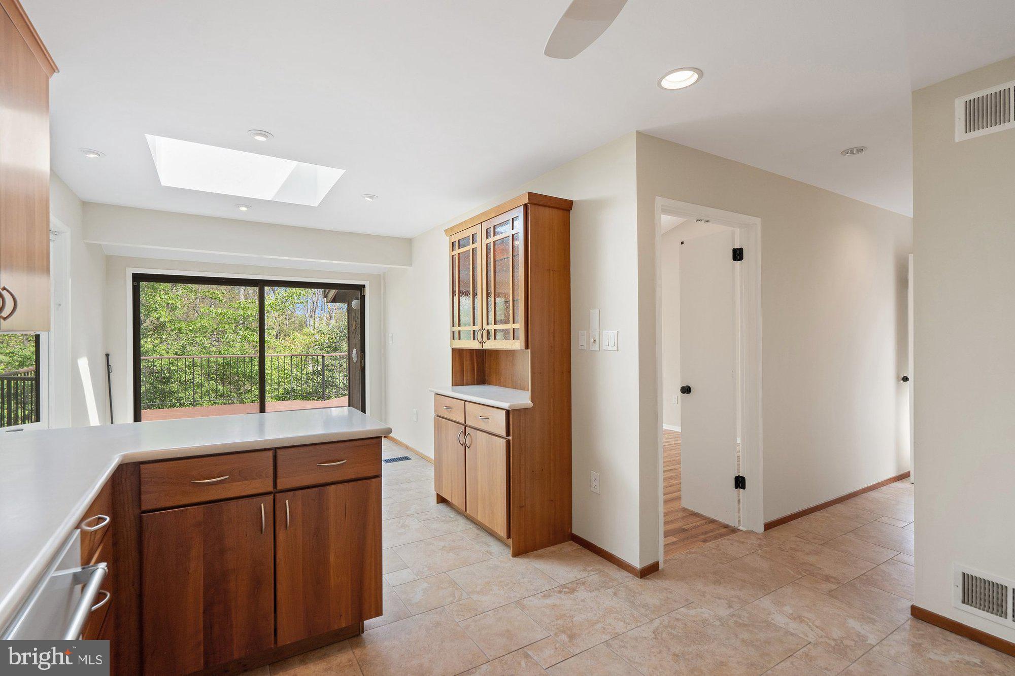 WOLF TRAP WOODS - Residential