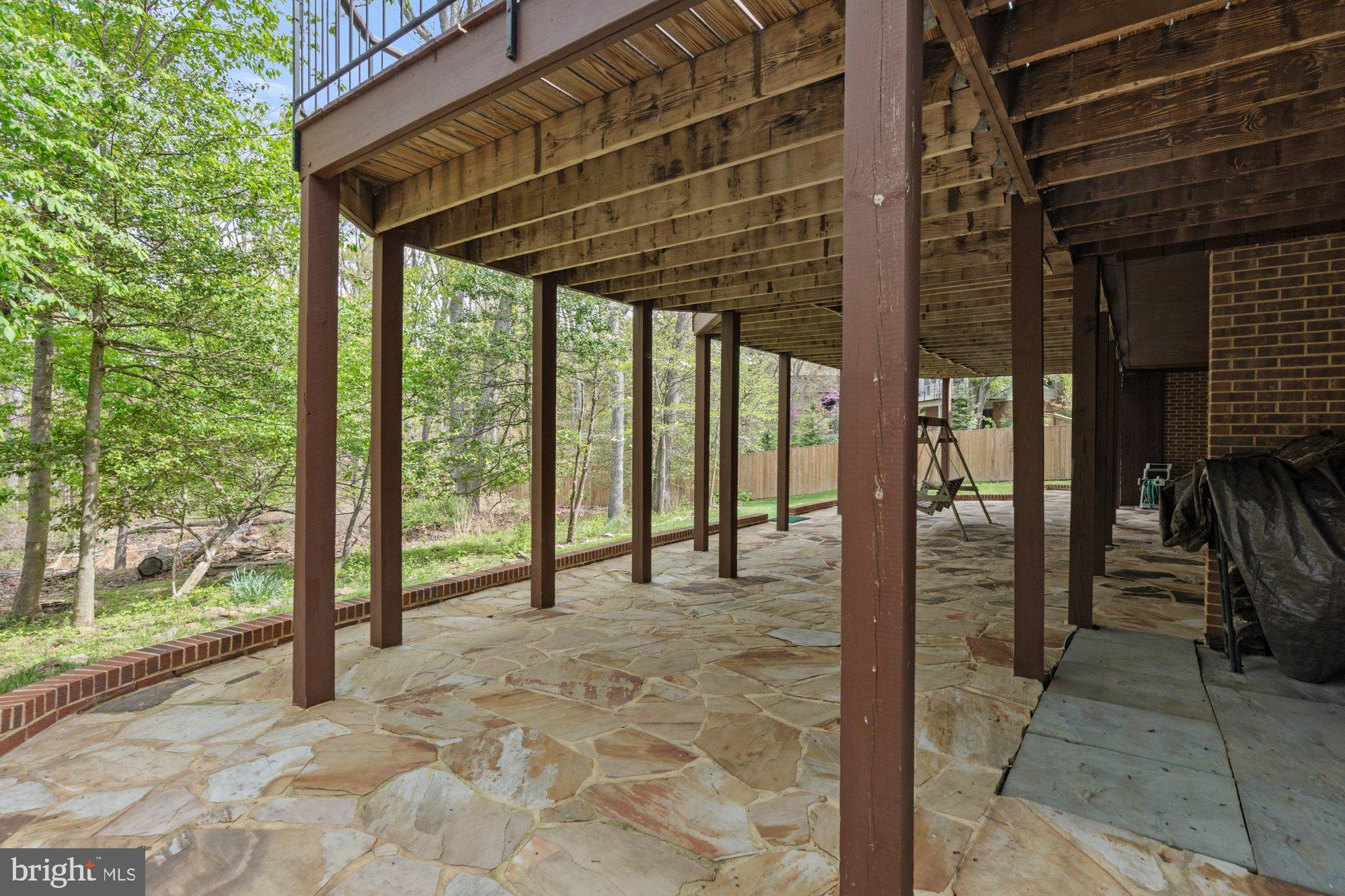 WOLF TRAP WOODS - Residential