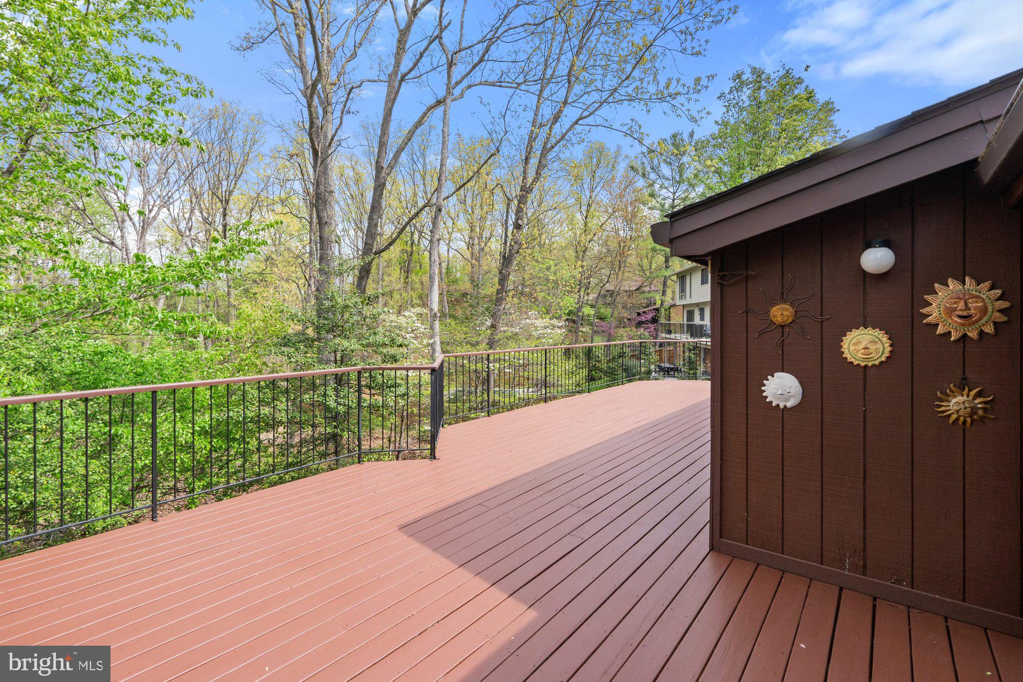 WOLF TRAP WOODS - Residential