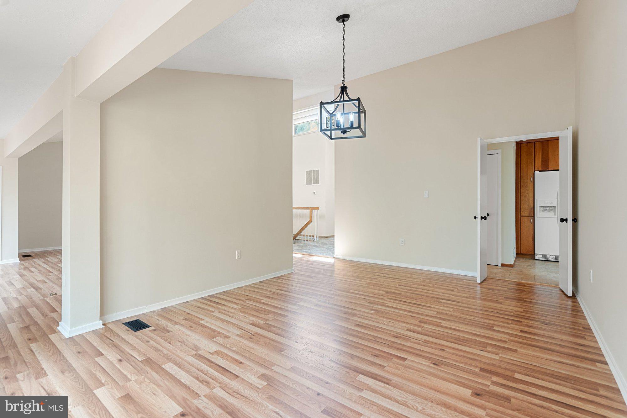 WOLF TRAP WOODS - Residential