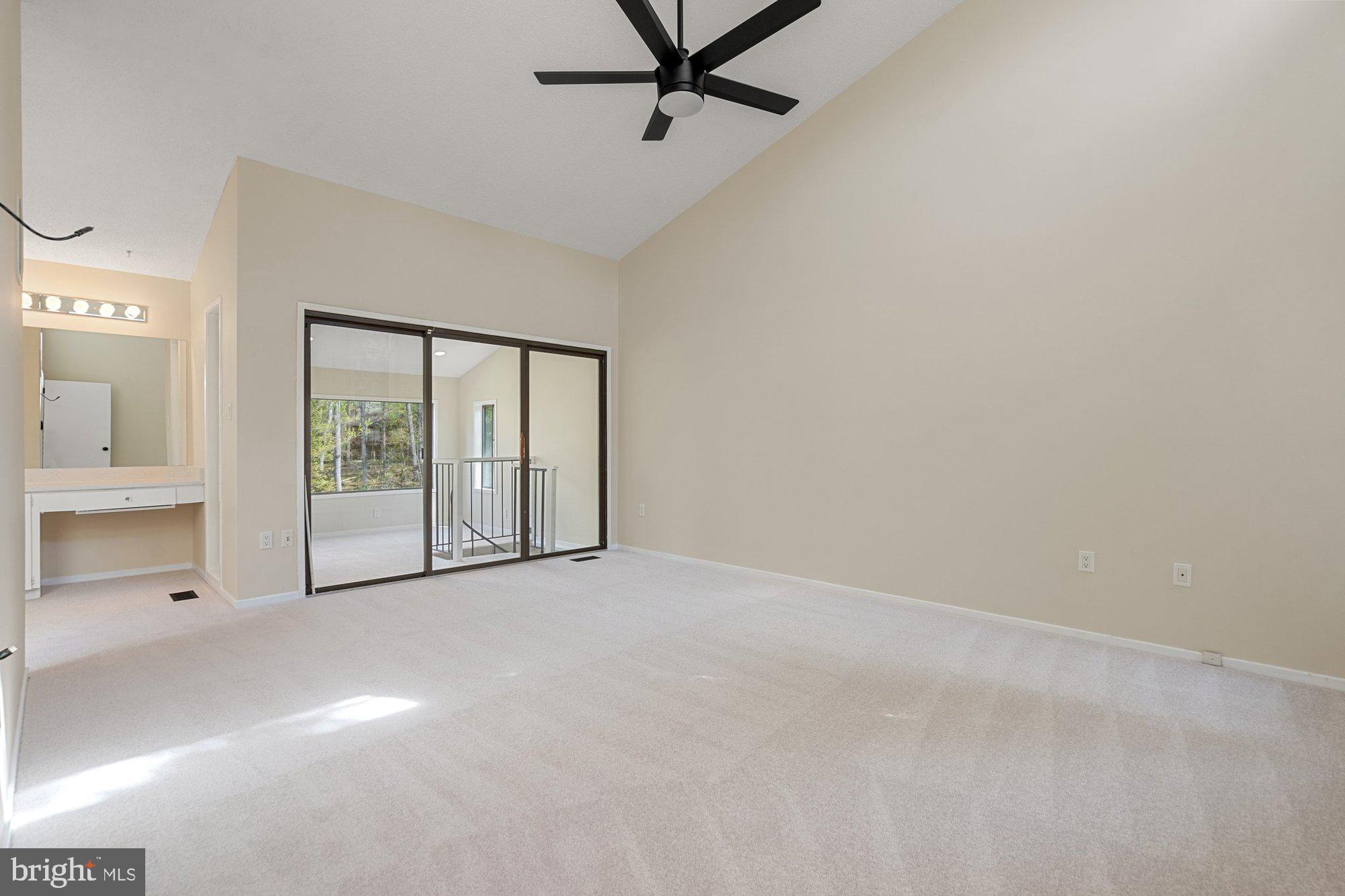 WOLF TRAP WOODS - Residential