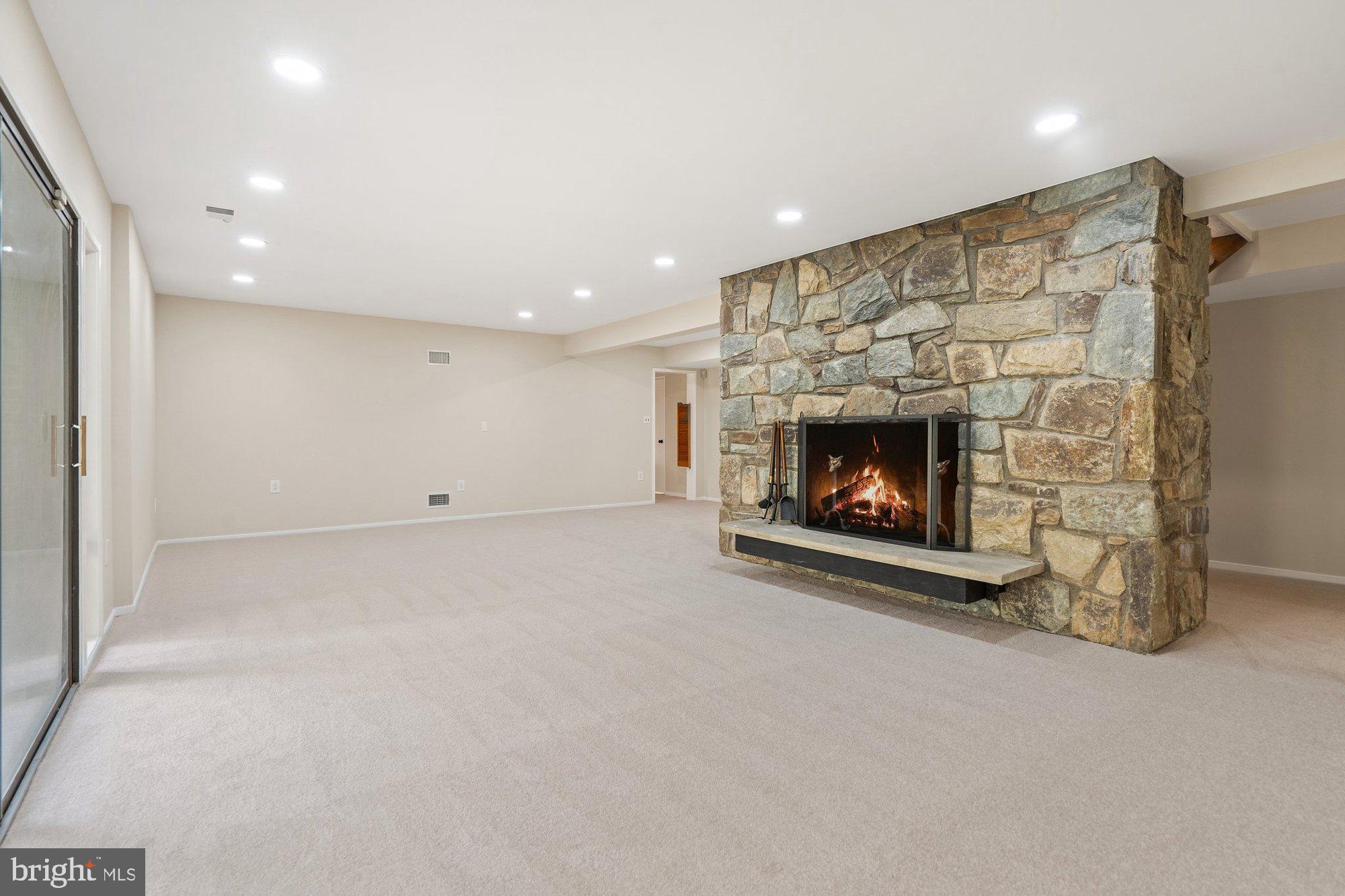 WOLF TRAP WOODS - Residential