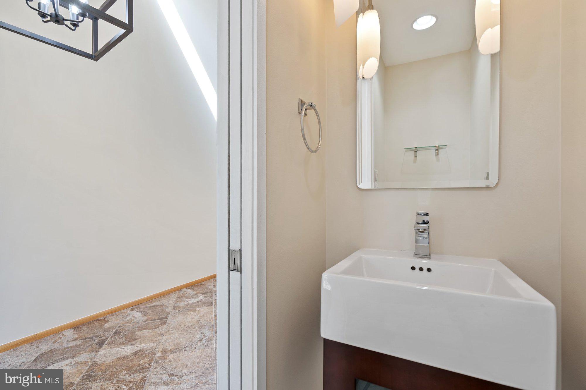 WOLF TRAP WOODS - Residential