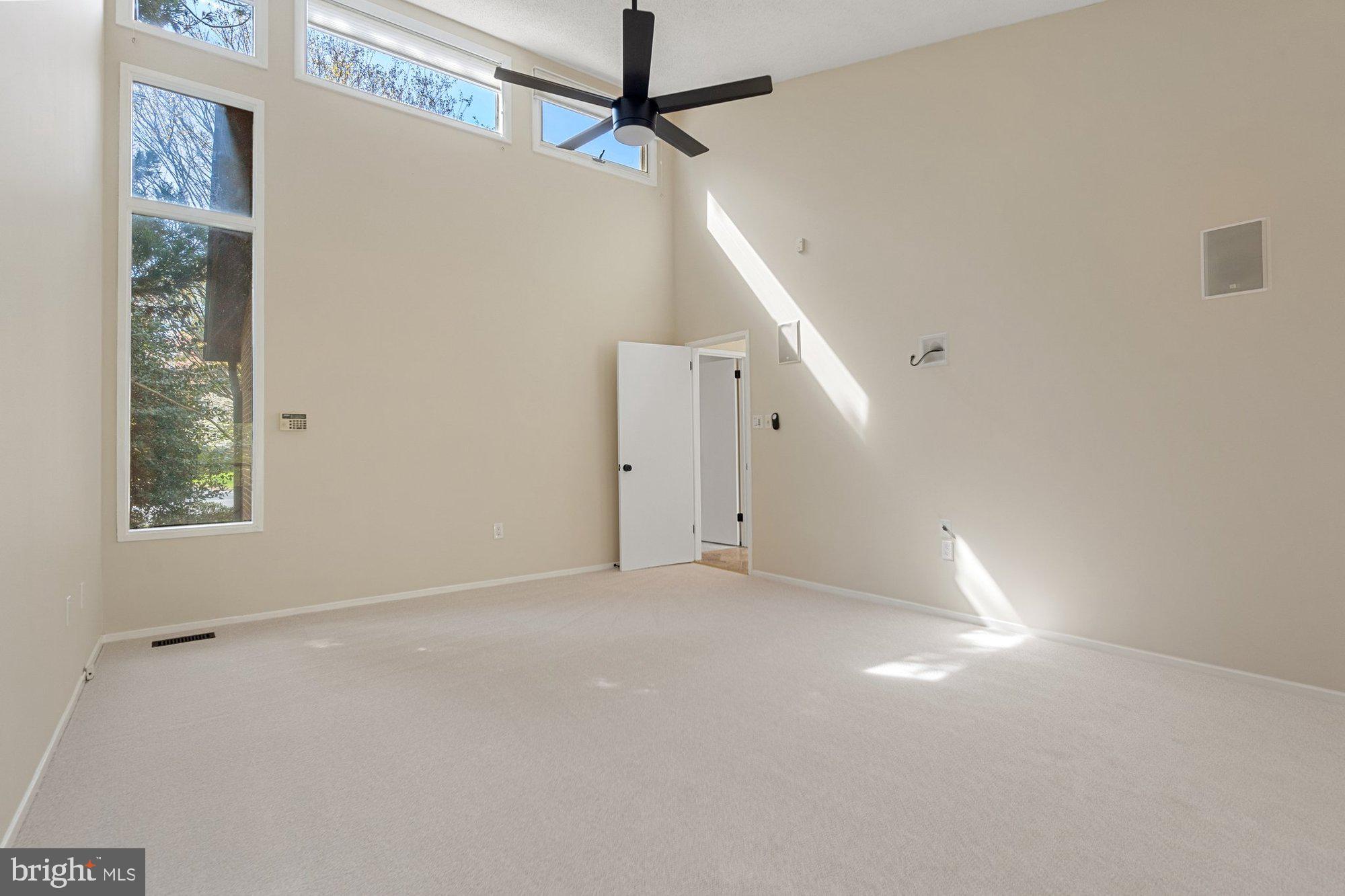 WOLF TRAP WOODS - Residential