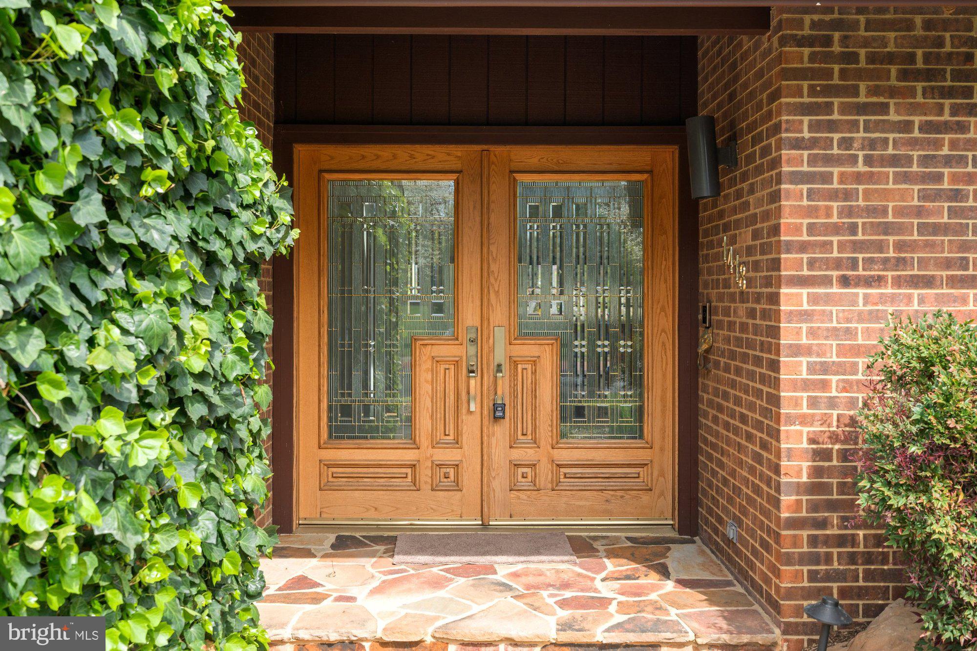 WOLF TRAP WOODS - Residential