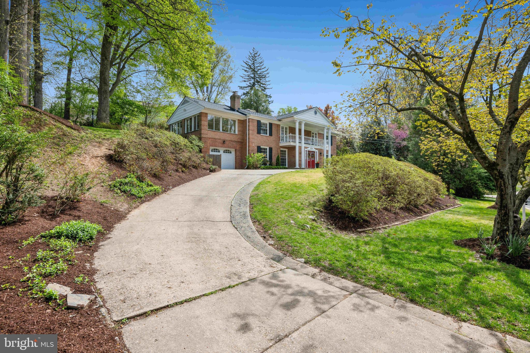 9601 BARROLL LANE