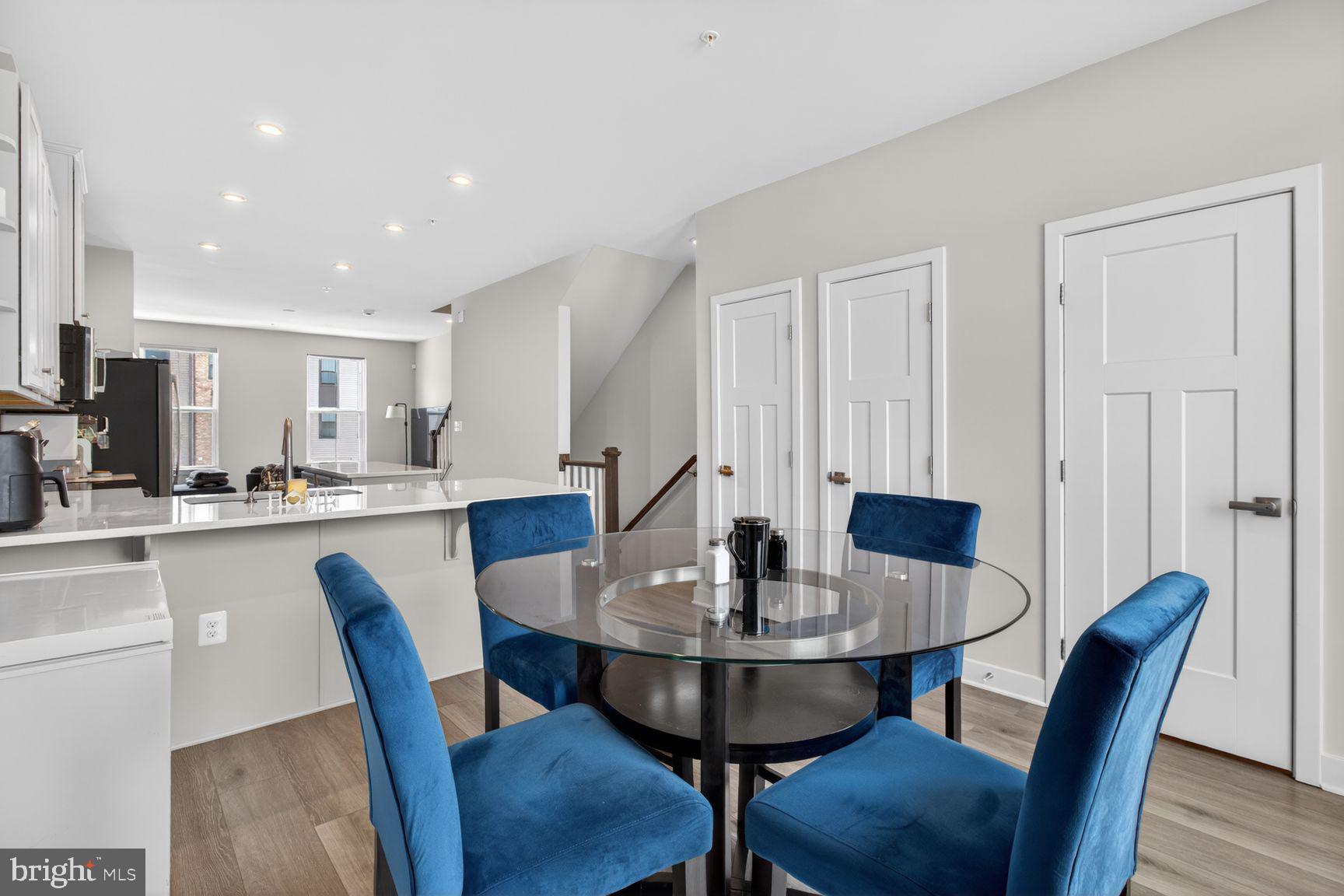 TANYARD SHORES - Residential