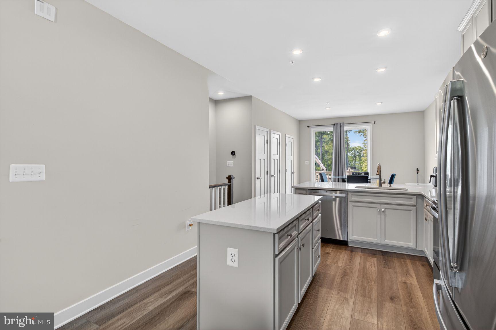TANYARD SHORES - Residential