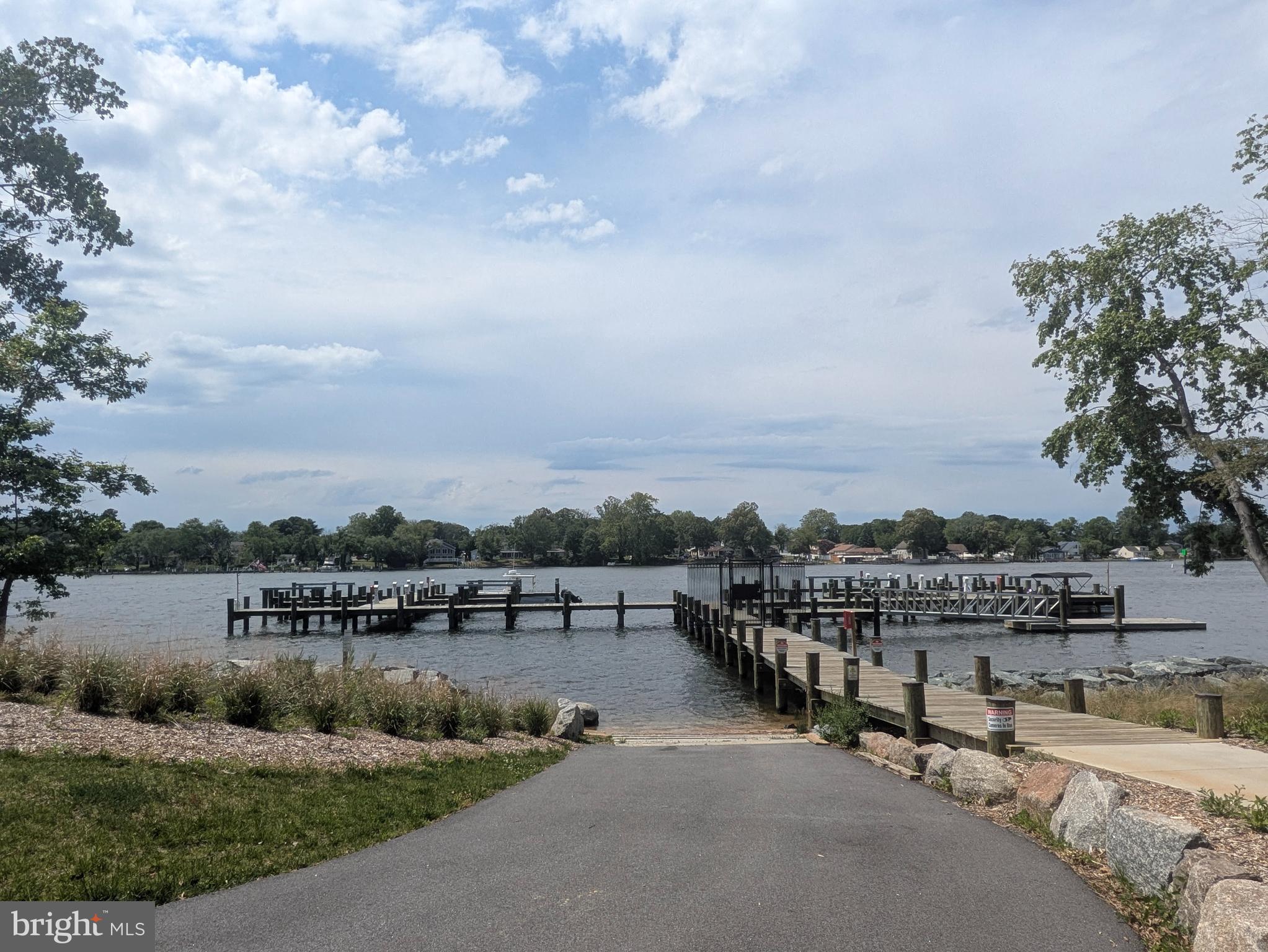 TANYARD SHORES - Residential