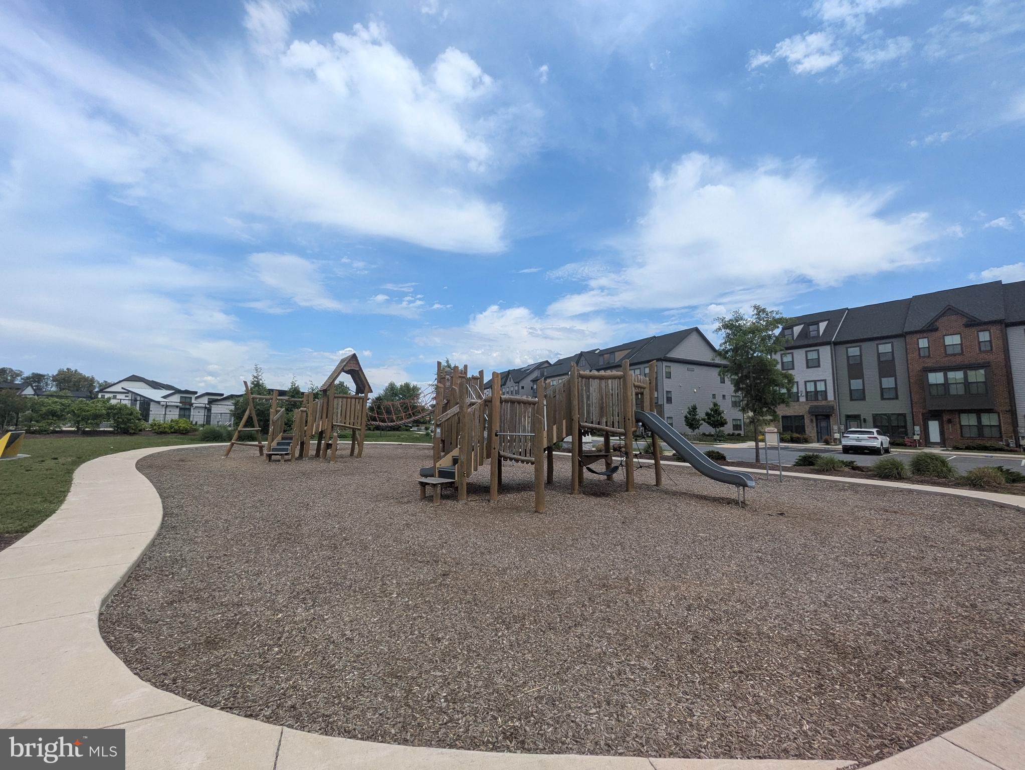 TANYARD SHORES - Residential