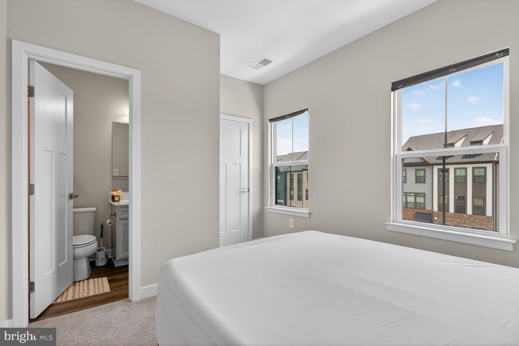 TANYARD SHORES - Residential