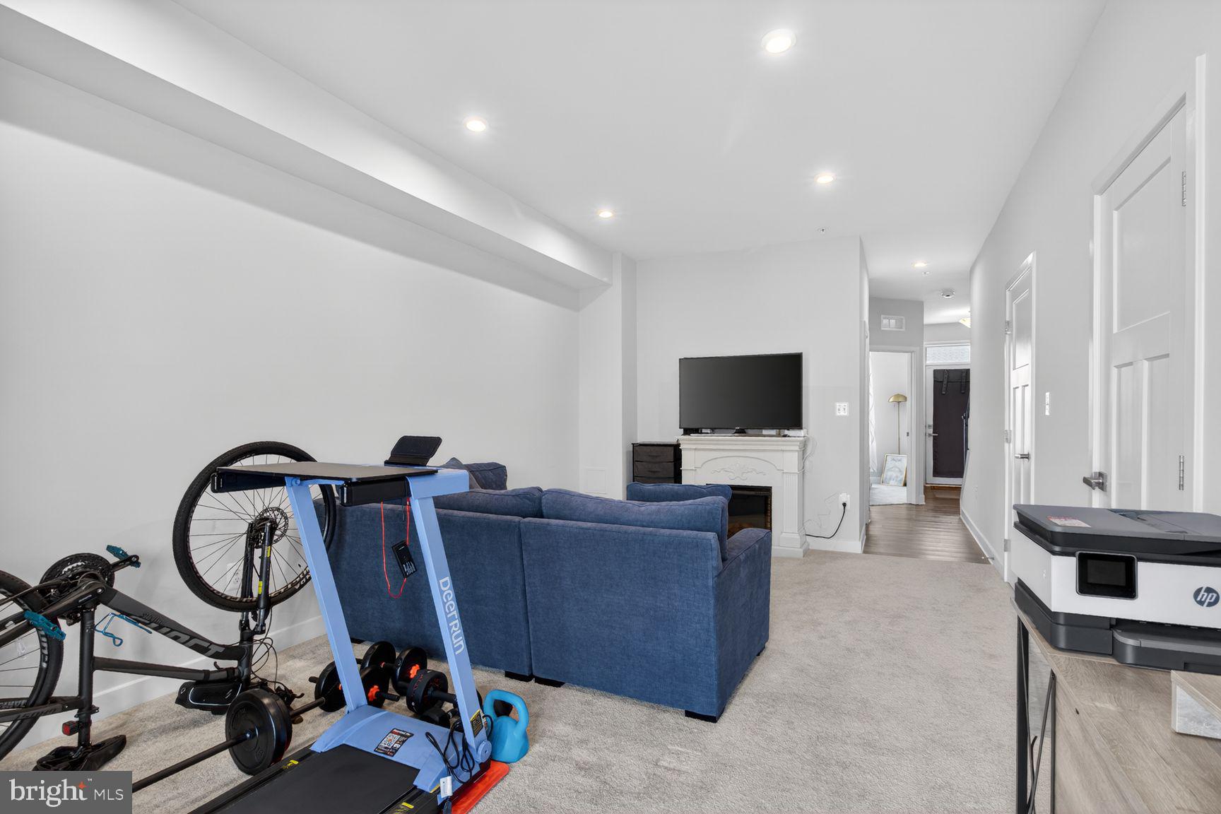 TANYARD SHORES - Residential