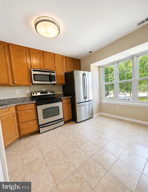 4037 SUMMER HOLLOW COURT 158-G