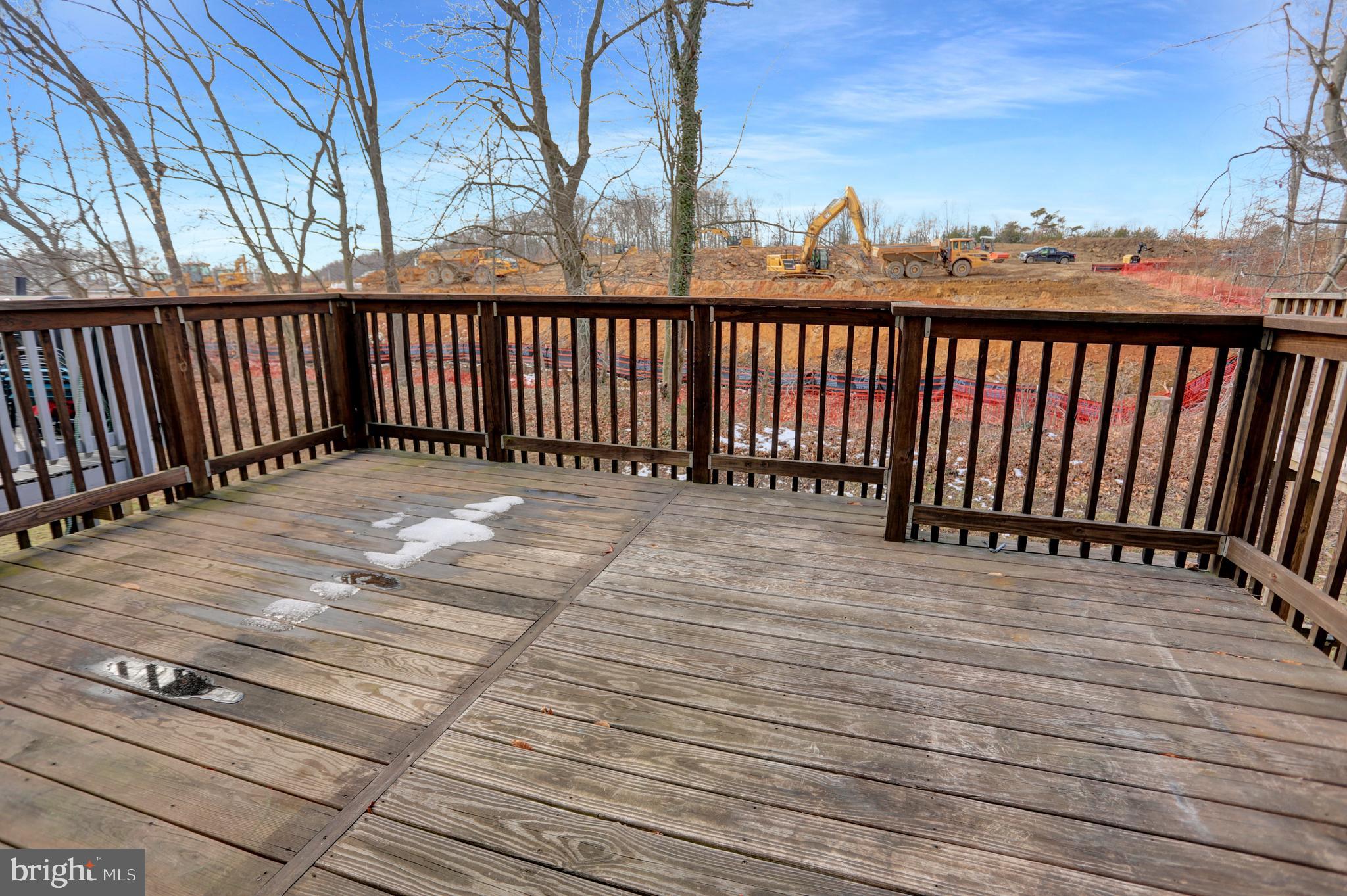 WOODSDALE MANOR - Residential