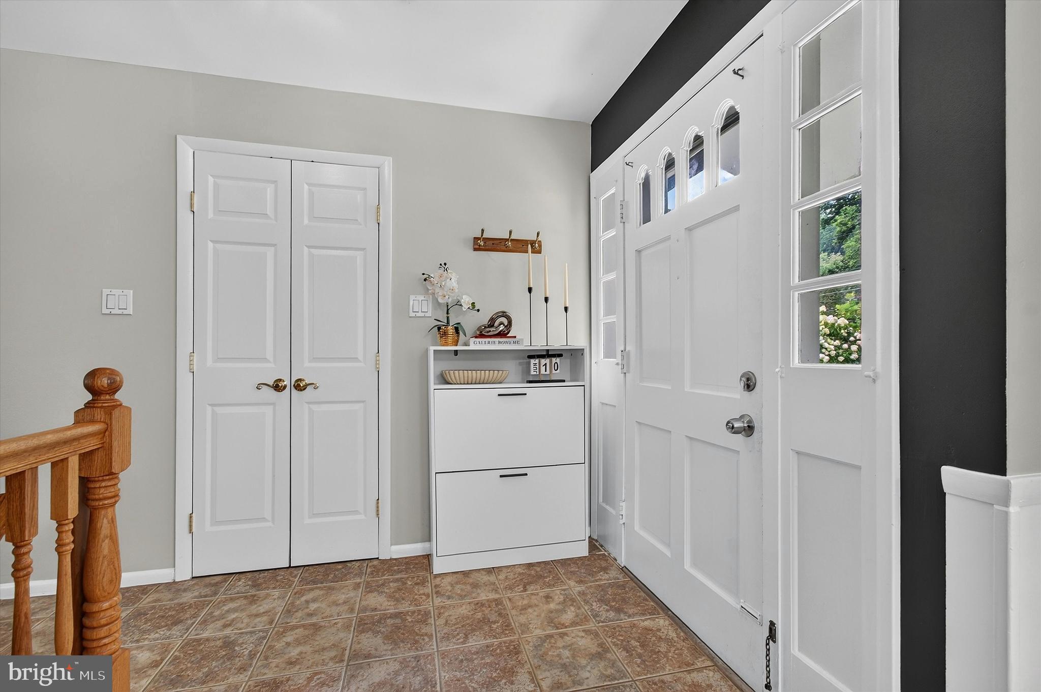 5621 RAVENEL LANE