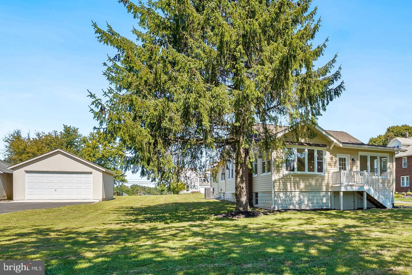 692 RIDGE