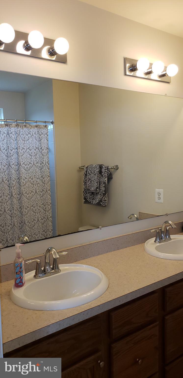 TANYARD SPRINGS - Residential