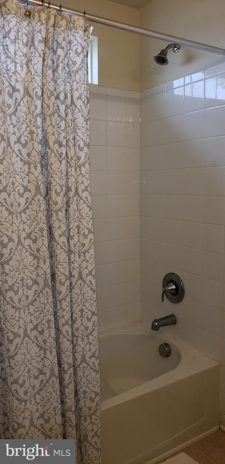 TANYARD SPRINGS - Residential