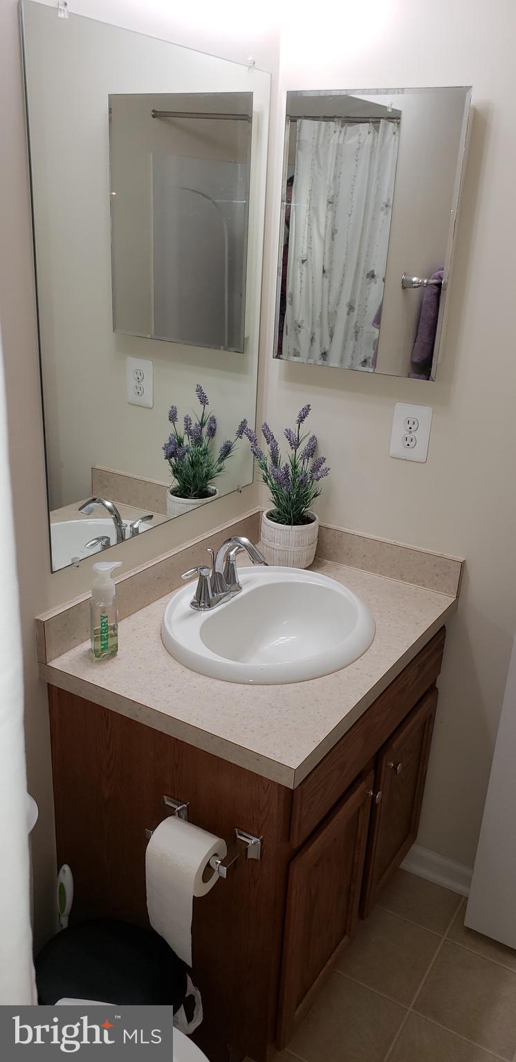 TANYARD SPRINGS - Residential