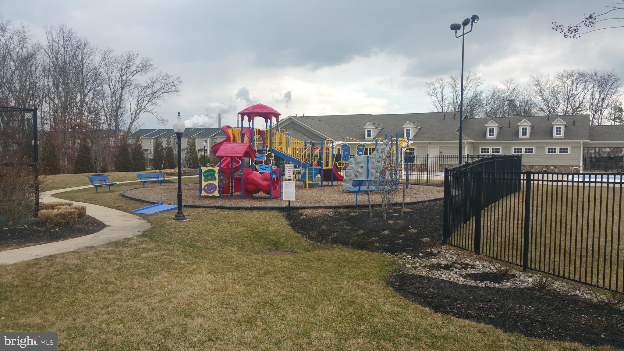 TANYARD SPRINGS - Residential