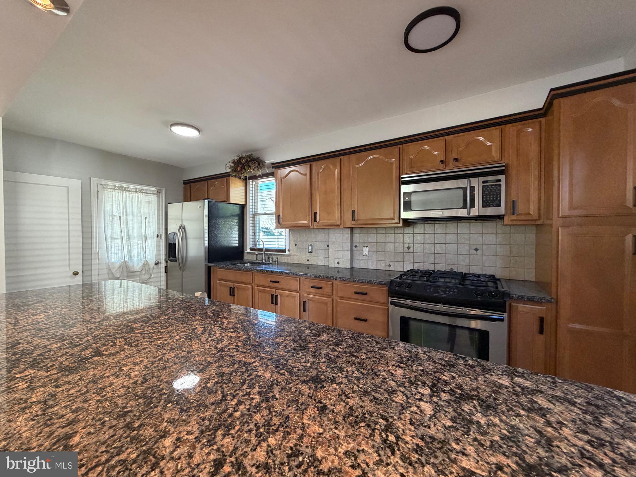 1525 49TH STREET