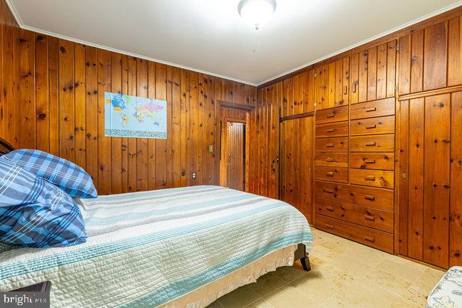 FAYETTEVILLE - Residential