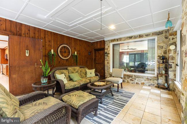 FAYETTEVILLE - Residential