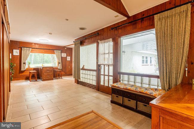 FAYETTEVILLE - Residential