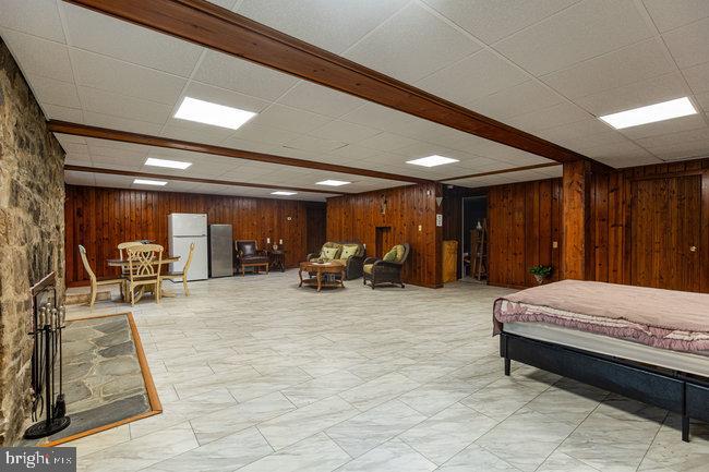 FAYETTEVILLE - Residential