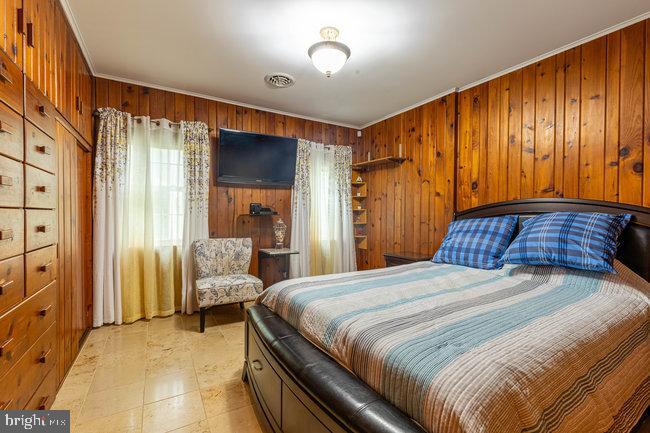 FAYETTEVILLE - Residential