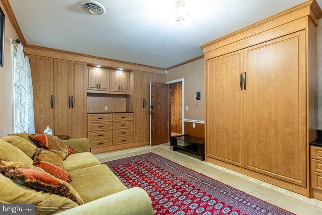 FAYETTEVILLE - Residential