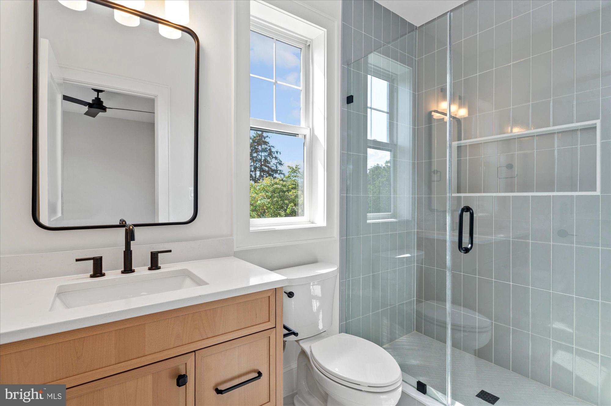 JAMESTOWN VILLAGE - Residential